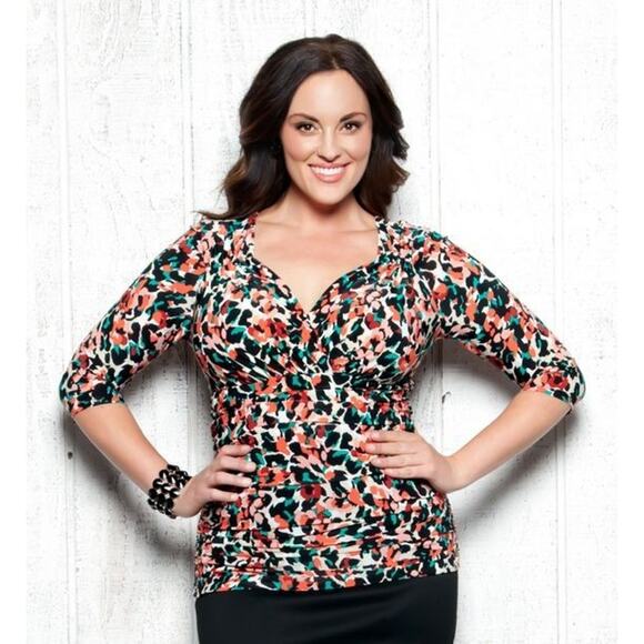 Kiyonna Top 2X Red Pink Geometric Peri Print Style Ruched Lined Sweetheart Neck - Picture 9 of 9